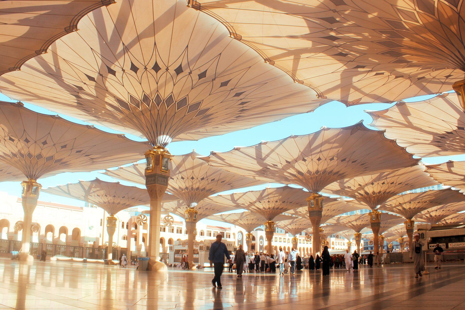 Al-Masjid an-Nabawi (The Prophet's Mosque) 1