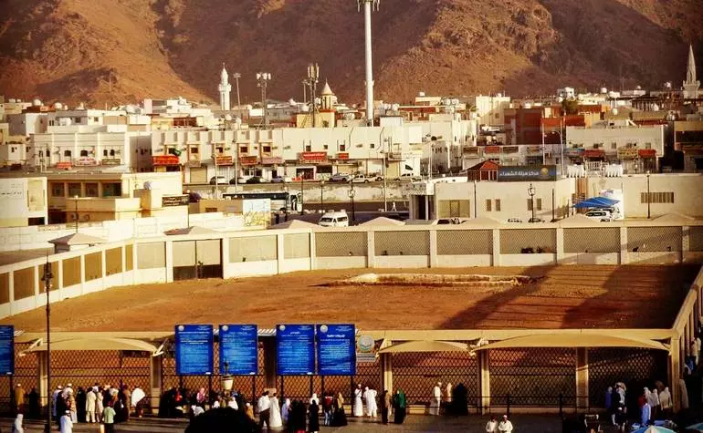 Martyrs of Uhud Cemetery (Sayyid al-Shuhada / Hamza's grave) 2