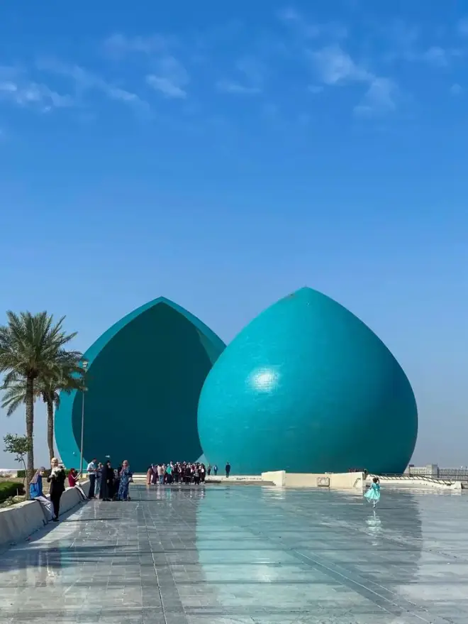 عراقی شہداء کی یادگار