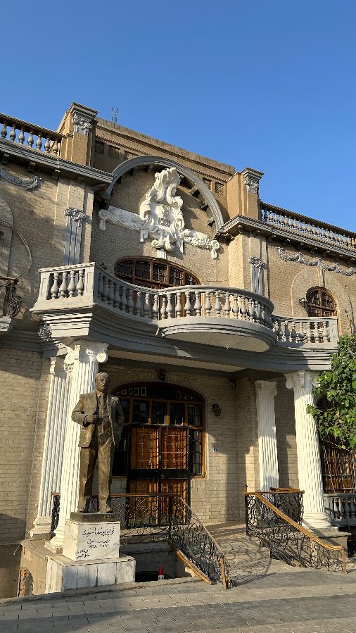 Tawfiq Al Suwaidi's House