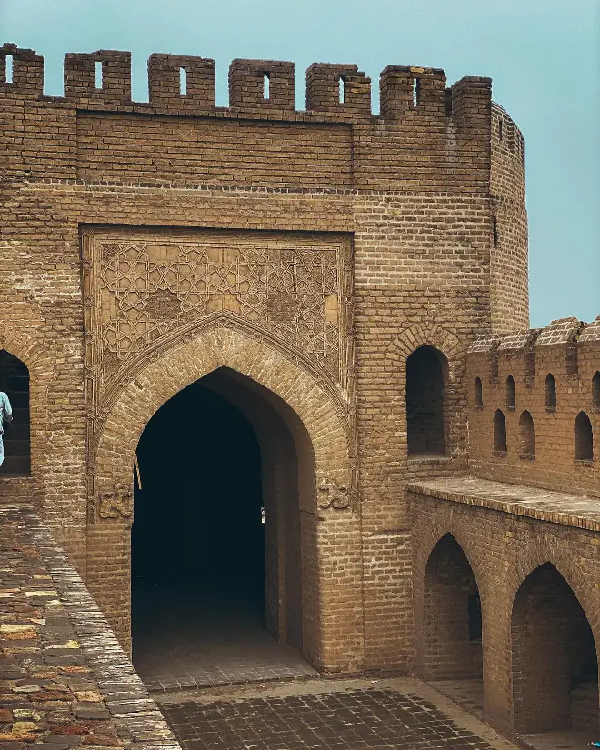 بغداد کا درمیانی دروازہ
