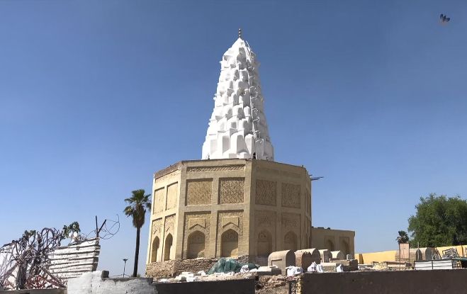 Shrine of Lady Zumurrud Khatun 2